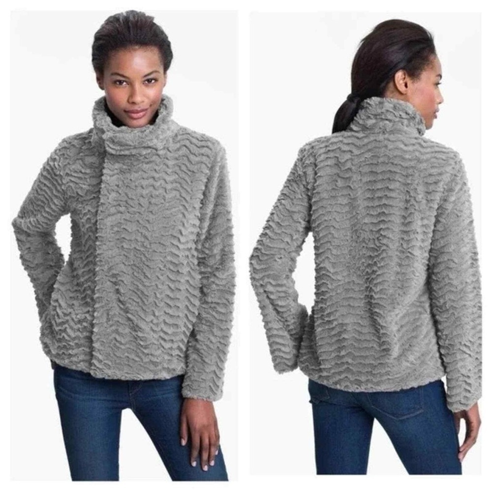 Patagonia Pelage Jacket- feather grey NWOT size S/M fuzzy warm new